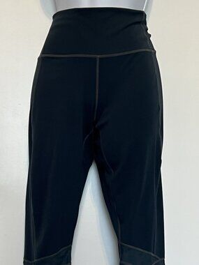 Athleisure Sporty Gymcore Athleta Mesh Mantra Capri Leggings Blue-Green Women M